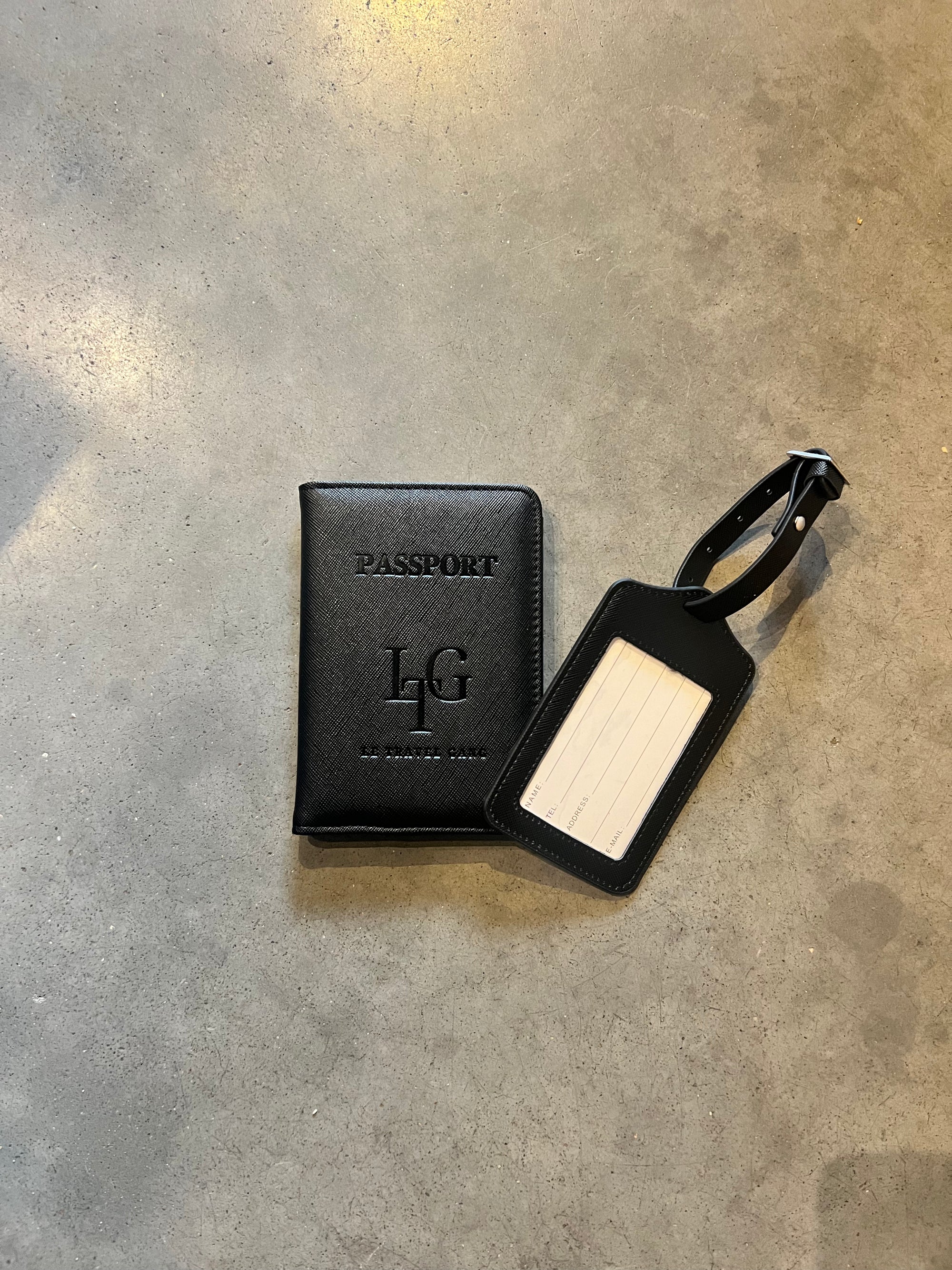 Etui passeport + Etiquette de bagage