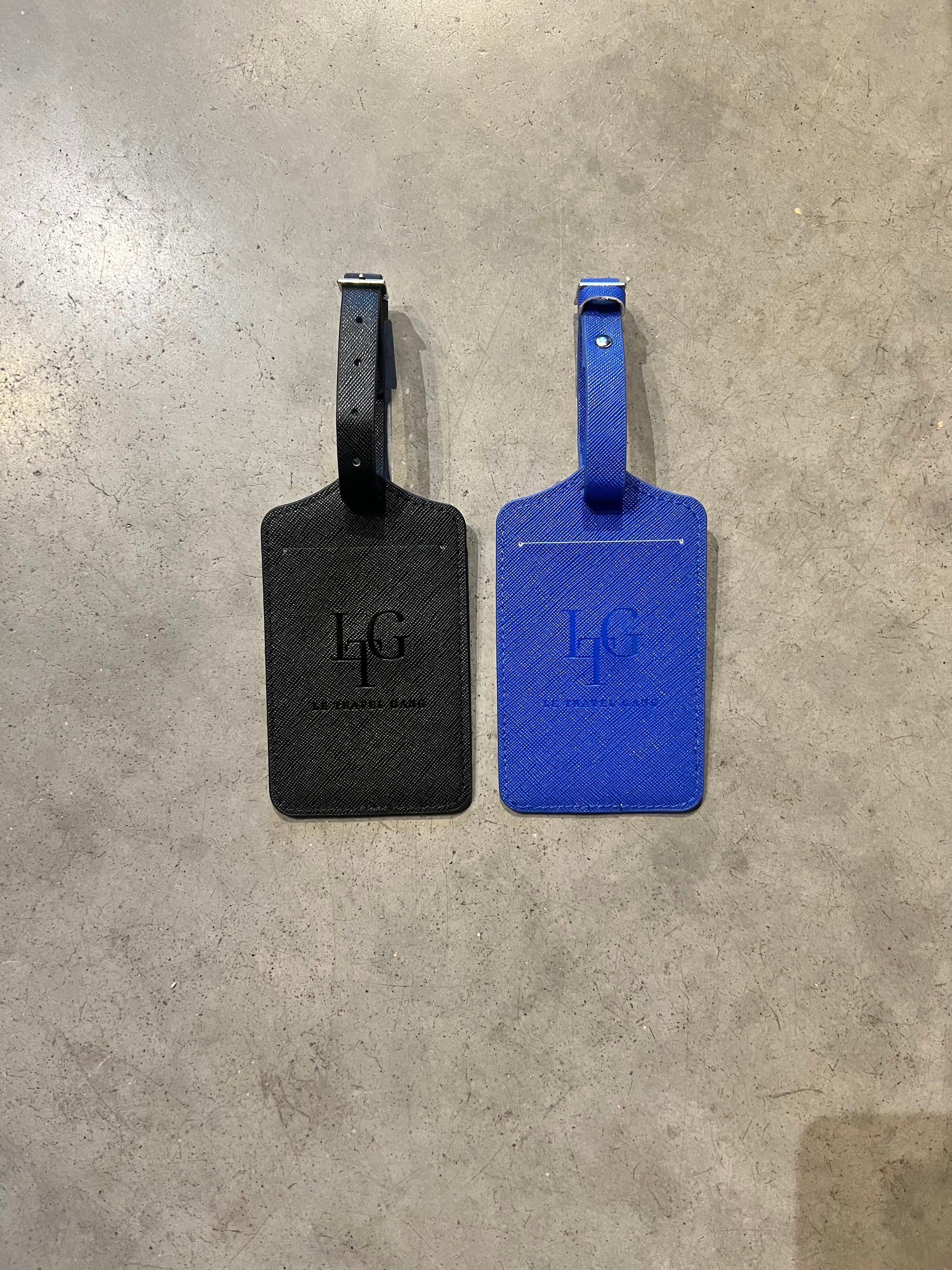 Etui passeport + Etiquette de bagage